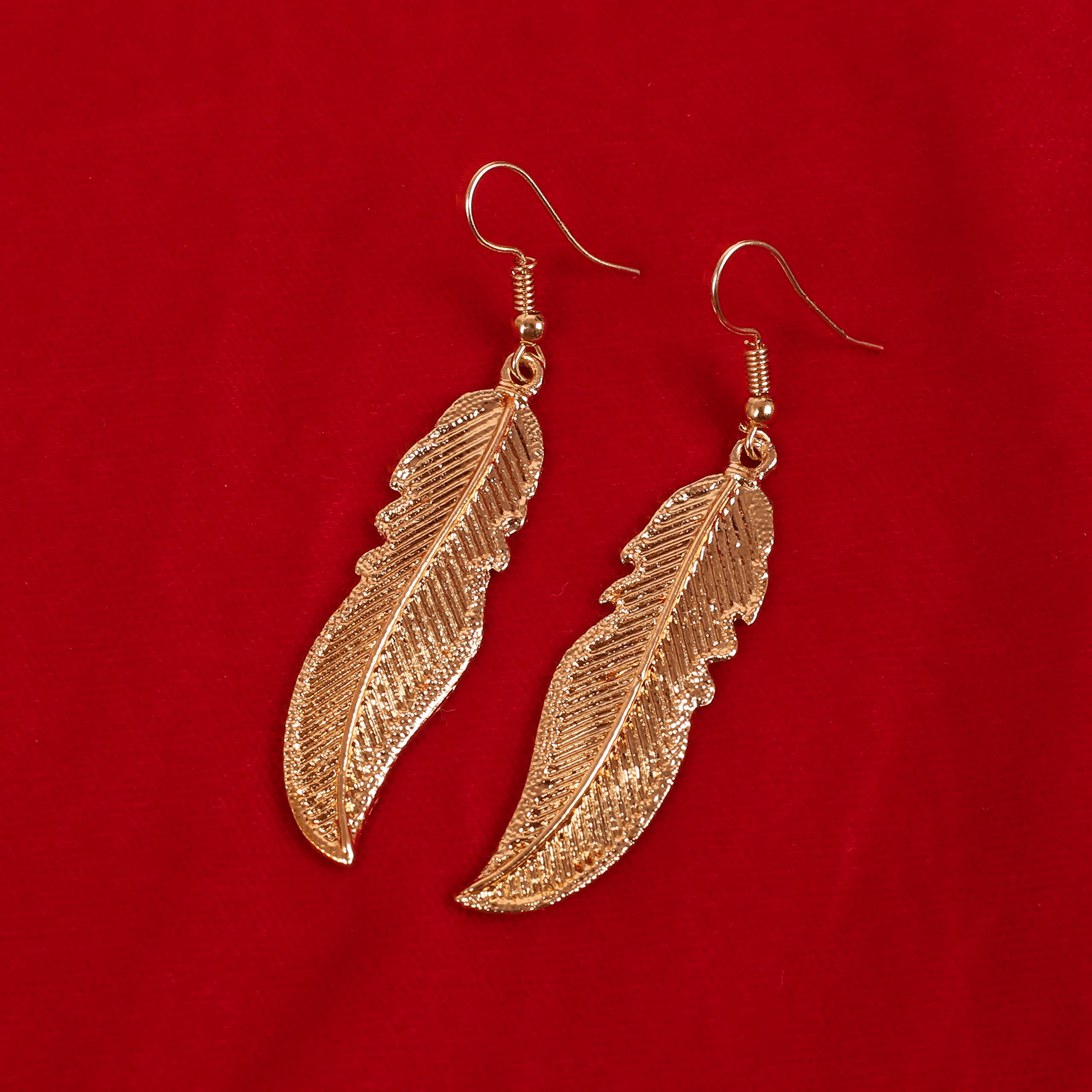 Sunsoul by Touchstone Indian Bollywood Trends Fresh Fashion Traditional Handcrafted Beautiful Workmanship Filigree Hangings Designer Jewelry Earrings in White Or Gold Tone for Women. - Image 5