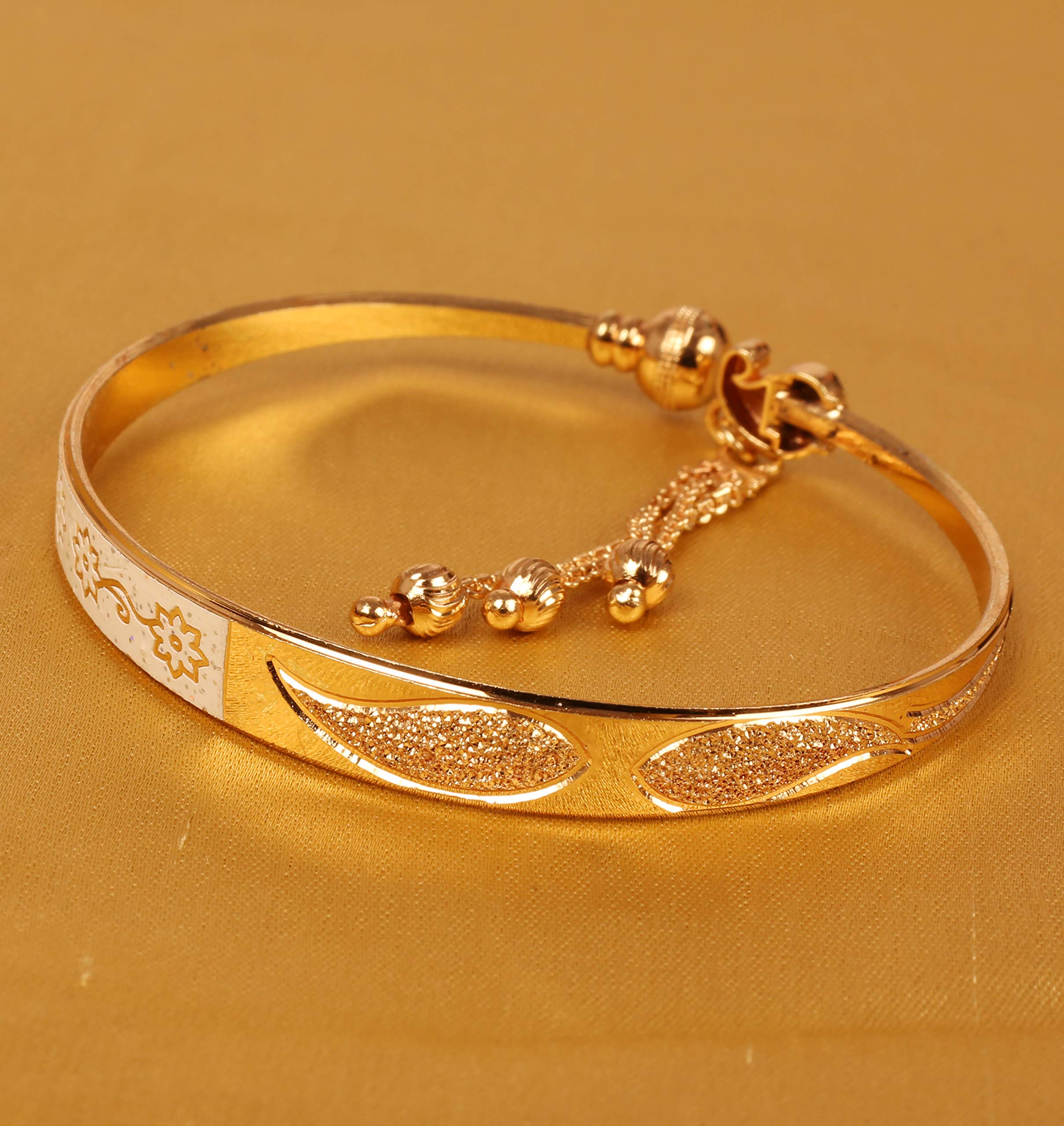 Touchstone Indian Bollywood Fresh Fashion Handcrafted Free Size Designer Jewelry Bracelet in Gold Tone for Women and Men. - Image 4